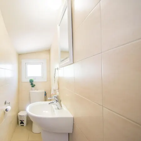 Pernera Beach Three Bedroom *